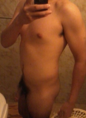 Aldooxxx Gay, travestis, prostitutas en Santiago |  Pasemosla bieen ! ofresco mis serviciooos a mujeres maduritas! , Soy un joven de 18! ofreciendo sus servicios sexuales a mujeres madura