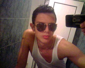 Javier Gay, travestis, prostitutas en Santiago |  Mino rico con una de la smejores atenciones contactame...., Joven guapo nuevo en esto con deseos d ecomplacer