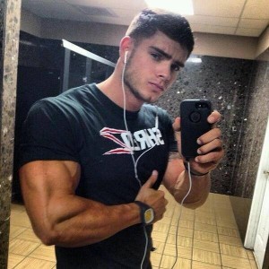 Eduardo Gay, travestis, prostitutas en Santiago |  Eduardo scort a1 , dotado 19 cm reservado discreto guapo foto real - s, 24 horas de atencion c/departamento en providencia , deportista - see