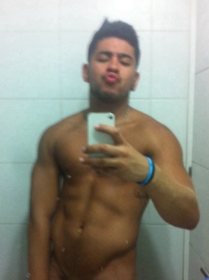 Nicol&aacute;s Gay, travestis, prostitutas en Providencia |  Nicol&aacute;s joven chileno guapo morboso vers&aacute;til providencia , Fotos reales varonil guapo chileno activo y pasivo 