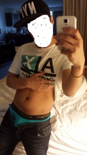 Javier Gay, travestis, prostitutas en Santiago |  Ahora en santiago, con sitio discreto en el centro............, Contacto 66805892. si lo q buscas es un chico guapo y caliente contact