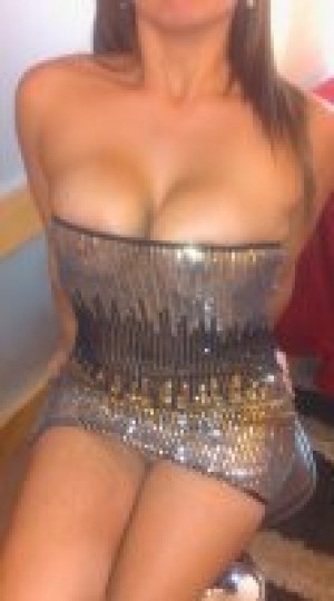 Sofia  Gay, travestis, prostitutas en Santiago |  Sofia soy una jovencita de gigantes tetas $20.000, Oy simpatica divertida y mi corazoncito esta lleno de amor puro.