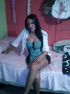 Do&ntilde;a bella  Gay, travestis, prostitutas en Santiago |  Hola m ellamo liz soy una chiaca bn  extrabagante , Hago de todo en la cama y te lo chupo