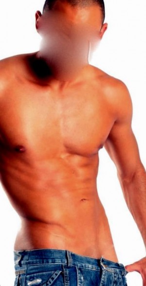 Henry Gay, travestis, prostitutas en Vi&ntilde;a del Mar |  Brasile&ntilde;o cuerpo marcado atletico complaciente y morboso.  escort vip, Mulato, escort, braile&ntilde;o complaciente y morboso