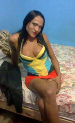 Penelope Gay, travestis, prostitutas en Santiago |  Bella colombiana dotada caliente te complasco en todo amor, Piel canela ojos cafeces claro de buen polo tetas grandes buenas 
