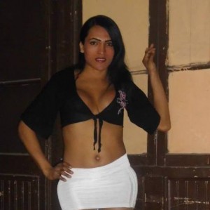 Tatiana Gay, travestis, prostitutas en Santiago |  Chica simpatica colombioana rica alta bella amorosa bella tetona, Bien dotada 22 centiemtros color de piel morena alta rica sabrosa