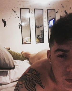 Alexis Gay, travestis, prostitutas en Providencia |  23 a&ntilde;os, versatil, hot, 19 cm, culon, lampi&ntilde;o, piel blanca suave y discreto, Caliente juguet&oacute;n educado discreto  cumple tus fantas&iacute;as y sexo seguro