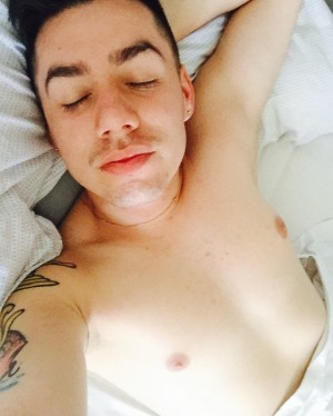 Alexis Gay, travestis, prostitutas en Santiago |  23 a&ntilde;os, versatil, hot, 19 cm, culon, lampi&ntilde;o, piel blanca  caliente, Alexis caliente 19 cm verga gruesa buen culo lampi&ntilde;o piel suave