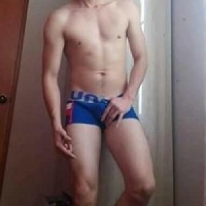 Nelson Gay, travestis, prostitutas en Vi&ntilde;a del Mar |  Nelson.- unico alto de buen fisico act. varonil discreto 982278099 vi&ntilde;a.-, Escort act. complasiente cari&ntilde;oso fogoso  todo para ud.- muy discreto.