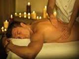 Joselo Gay, travestis, prostitutas en Vi&ntilde;a del Mar |  Privado necesita hombre joven escort masajista con o sin exp.-, De 18 a 25 a&ntilde;os app, horario tarde, pagos diarios 
