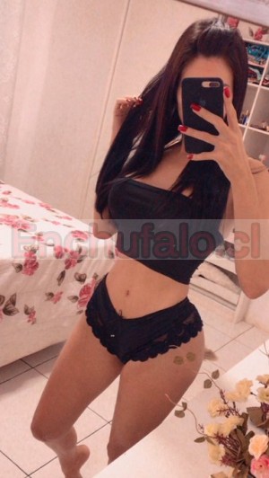 Andrea Anuncios gratis en Santiago |  Sensual sensitivo domingo rico momento sensual placer llámanos , Hermosa colombiana disponible en stgocentro domingo 