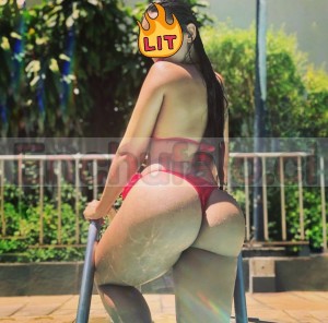 Andrea Anuncios gratis en Santiago |  Ven a vernos somos 2 lindas calientes sensuales amigas extranjeras placer sensua, Te esperamos para un super caliente sensual servicio 